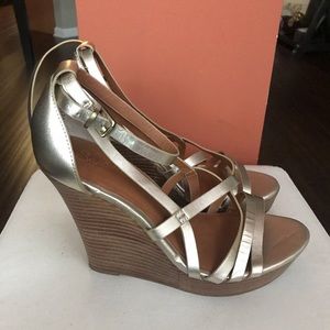 Seychelles Platinum Wedge Sandals